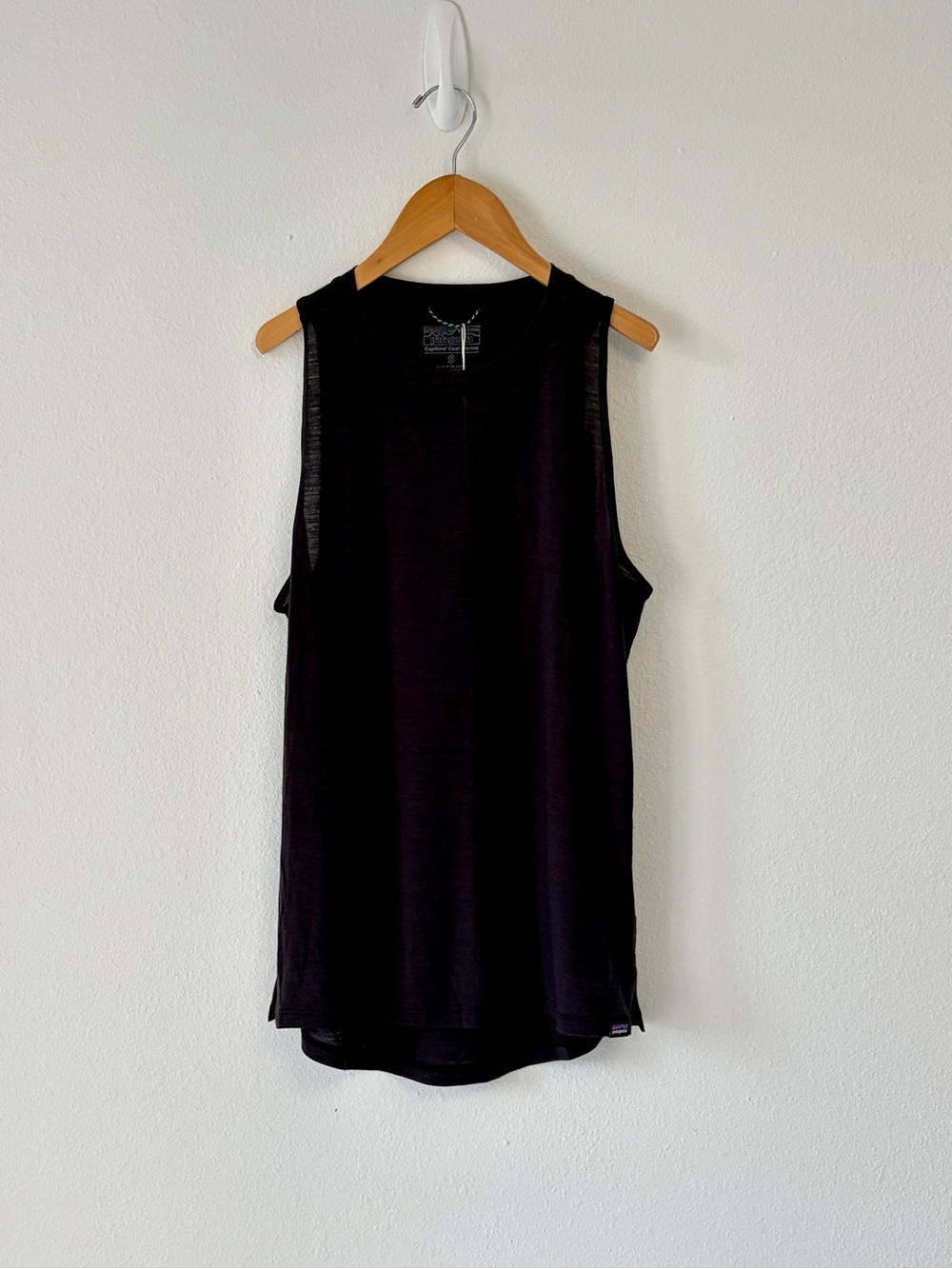 Patagonia Women’s Black Tank Top Small Lightweight/ Capilene Cool Merino